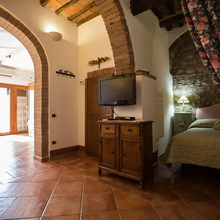 Kır Evi Antica Fonte Residenza Di Siena